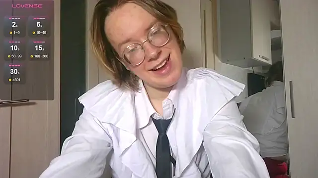 Snapshot of Amanda_Butlerr chatting on February 5, 6:01 pm Amanda Butlerr online show from February 5, 6:01 pm