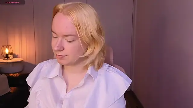 Snapshot of Amanda_Butlerr chatting on May 29, 2:15 pm Amanda Butlerr online show from May 29, 2:15 pm