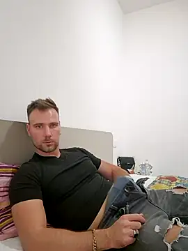 Snapshot of mrlyuis chatting on September 16, 7:26 pm mrlyuis online show from September 16, 7:26 pm