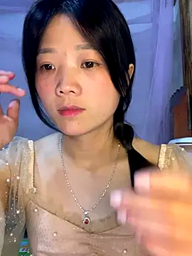 Snapshot of thaoyeuuu chatting on September 15, 1:33 pm thaoyeuuu online show from September 15, 1:33 pm