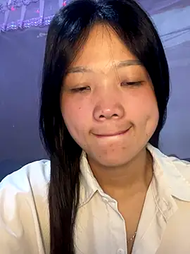 Snapshot of thaoyeuuu chatting on September 16, 8:15 am thaoyeuuu online show from September 16, 8:15 am