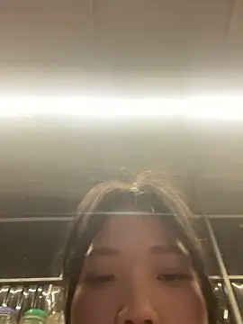 Snapshot of thaoyeuuu chatting on September 20, 2:18 pm thaoyeuuu online show from September 20, 2:18 pm