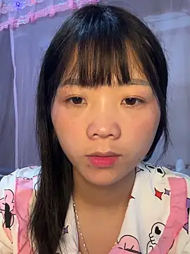 Snapshot of thaoyeuuu chatting on October 5, 5:17 am thaoyeuuu online show from October 5, 5:17 am