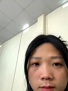 Snapshot of thaoyeuuu chatting on October 9, 3:26 am thaoyeuuu online show from October 9, 3:26 am
