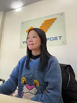 thaoyeuuu online show from November 26, 2:23 am