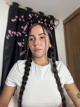Scarlett05 online show from July 10, 1:32 am
