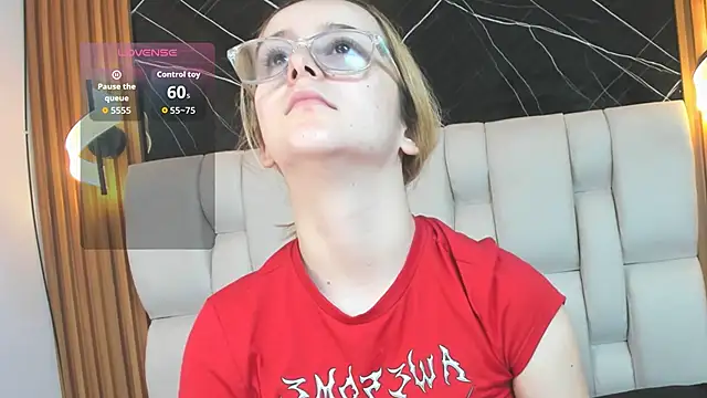 kristal joi dl online show from November 28, 12:19 pm