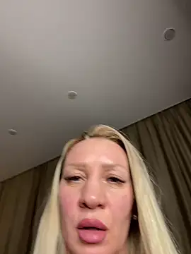 Snapshot of Bellissa_ chatting on March 23, 2:21 pm Bellissa online show from March 23, 2:21 pm