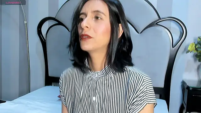 Snapshot of MiaAmore_ chatting on October 11, 7:45 pm MiaAmore  online show from October 11, 7:45 pm