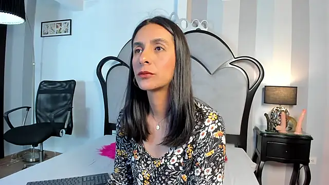 MiaAmore  online show from July 2, 6:36 pm