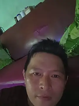 Snapshot of Kieutrinh chatting on June 13, 6:33 am Kieutrinh online show from June 13, 6:33 am