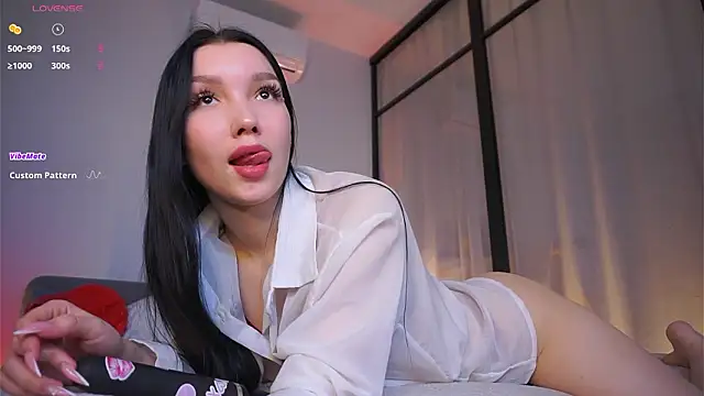 Snapshot of FrankForss chatting on February 14, 4:31 am FrankForss online show from February 14, 4:31 am