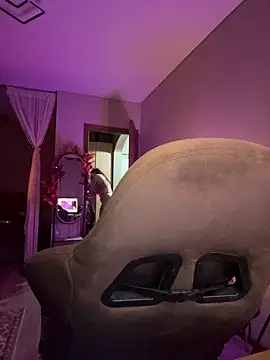 Snapshot of Mariiiiiway chatting on October 27, 7:40 pm Mariiiiiway online show from October 27, 7:40 pm