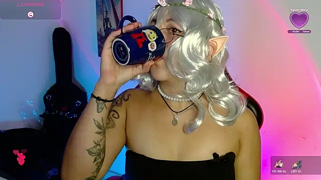 Snapshot of lilitth777 chatting on February 6, 1:36 pm lilitth777 online show from February 6, 1:36 pm