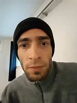 Snapshot of Kinshasa95 chatting on January 15, 8:30 am Kinshasa95 online show from January 15, 8:30 am