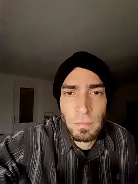 Snapshot of Kinshasa95 chatting on February 3, 6:40 am Kinshasa95 online show from February 3, 6:40 am