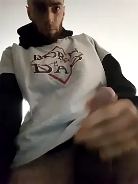 Snapshot of Kinshasa95 chatting on February 24, 7:50 am Kinshasa95 online show from February 24, 7:50 am