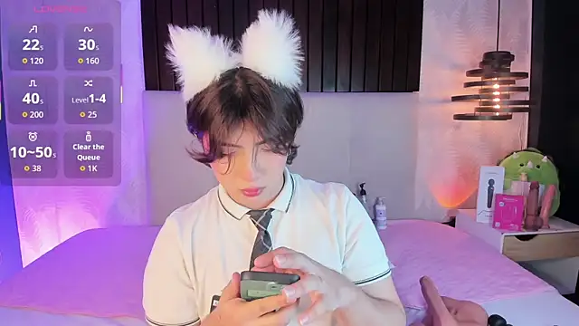 Creamy Angelo online show from February 20, 12:38 pm