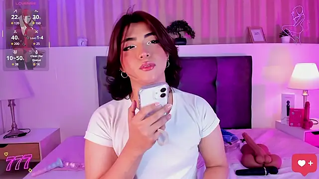 Snapshot of Creamy_Angelo chatting on July 14, 10:21 am Creamy Angelo online show from July 14, 10:21 am