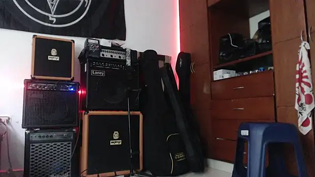 Snapshot of Diego__Barbarie__ chatting on May 28, 10:07 pm Diego Barbarie online show from May 28, 10:07 pm
