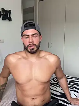 ZarekFox online show from September 22, 8:00 pm