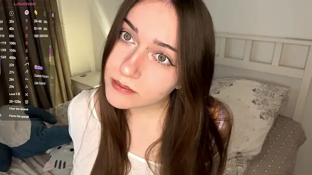 Snapshot of RachaelJuntunen chatting on October 24, 9:28 am RachaelJuntunen online show from October 24, 9:28 am