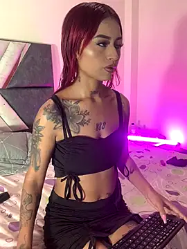 Dirty isabella18 online show from November 24, 10:20 pm