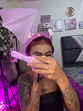 Snapshot of Dirty_isabella18 chatting on June 18, 5:39 pm Dirty isabella18 online show from June 18, 5:39 pm