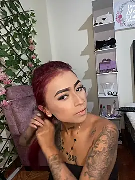 Snapshot of Dirty_isabella18 chatting on June 26, 6:23 pm Dirty isabella18 online show from June 26, 6:23 pm