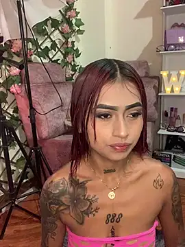 Snapshot of Dirty_isabella18 chatting on August 3, 10:35 pm Dirty isabella18 online show from August 3, 10:35 pm