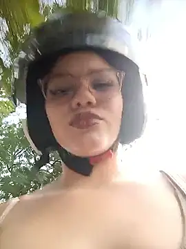 Snapshot of SirenRouge_69 chatting on November 3, 8:54 pm SirenRouge 69 online show from November 3, 8:54 pm