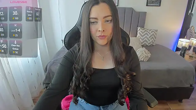 amaia monet online show from November 7, 7:36 pm