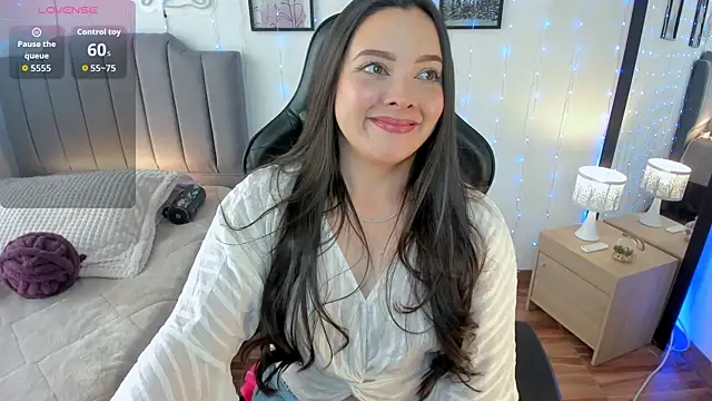 amaia monet online show from January 18, 5:39 pm