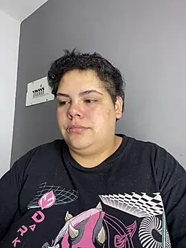 Snapshot of Hailey_Curvy chatting on July 29, 8:01 am Hailey Curvy online show from July 29, 8:01 am