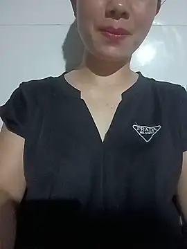 milo123-xx online show from May 26, 1:18 pm