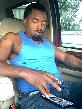 Snapshot of ReShawn24TM chatting on September 13, 11:26 pm ReShawn24TM online show from September 13, 11:26 pm