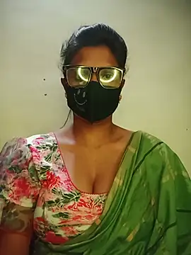Snapshot of Mohini_Josh069 chatting on June 23, 10:41 pm Mohini Josh069 online show from June 23, 10:41 pm