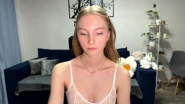 BrightAnnie online show from October 14, 5:58 pm