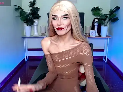 Snapshot of itsmeMonicaloove69 chatting on October 13, 6:52 pm itsmeMonicaloove69 online show from October 13, 6:52 pm