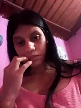 Snapshot of chiquitaputa chatting on February 13, 3:13 am chiquitaputa online show from February 13, 3:13 am