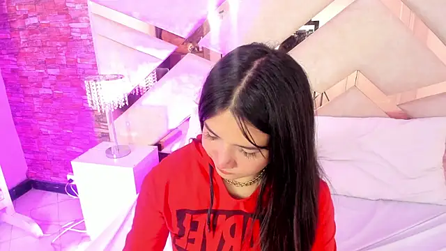 Snapshot of Valery_Brand chatting on October 22, 12:27 pm Valery Brand online show from October 22, 12:27 pm