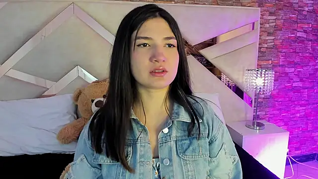 Snapshot of Valery_Brand chatting on November 4, 11:31 am Valery Brand online show from November 4, 11:31 am