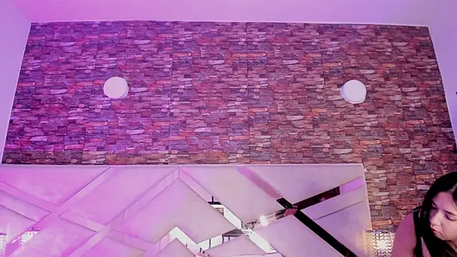 Snapshot of Valery_Brand chatting on November 7, 12:05 pm Valery Brand online show from November 7, 12:05 pm