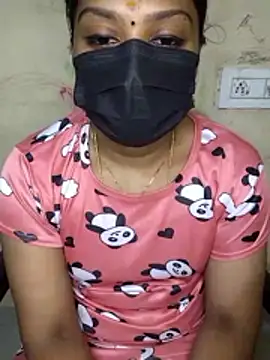 Snapshot of Tamil_Attitude_queen chatting on October 22, 7:46 pm Tamil Attitude queen online show from October 22, 7:46 pm