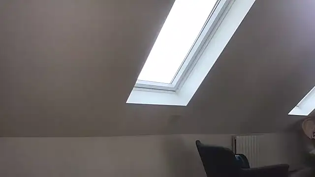 AmyStone   online show from January 8, 10:39 am