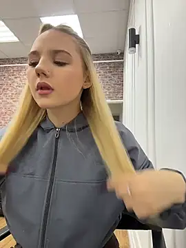 Sky Cutie online show from November 8, 4:23 am