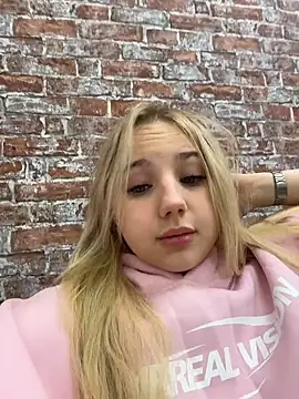 Sky Cutie online show from January 17, 3:44 am