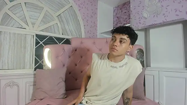 Dani rivass online show from January 16, 11:36 am