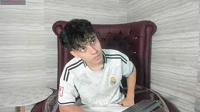 Dani rivass online show from March 13, 11:17 am