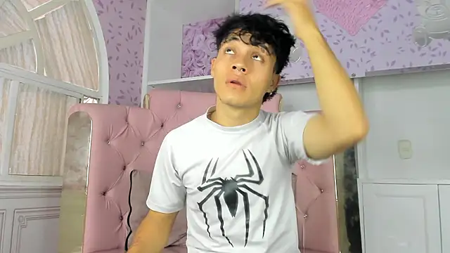 Dani rivass online show from March 19, 11:25 am